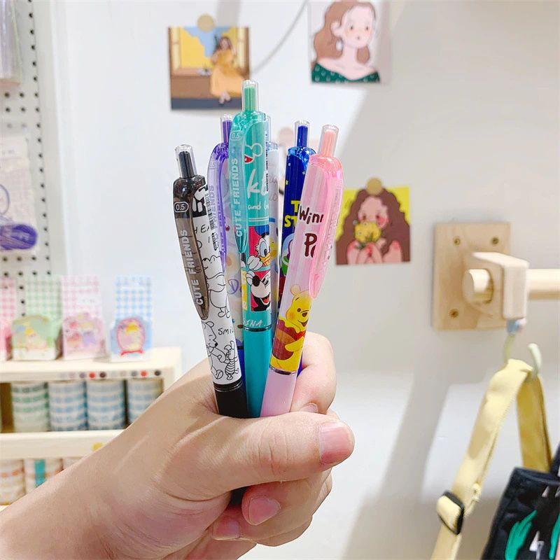 Caneta Click Disney Toy Story Ursinho Pooh Mickey Pateta Pato Donald Kawaii Gel Tinta Preta 0.5mm