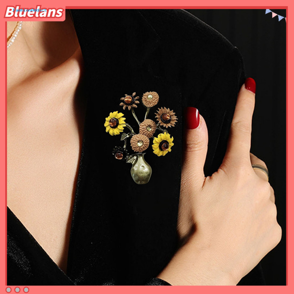 Retro Style Brooch Vintage Sunflower Pin Rhinestone Elegant Flower Lapel Badge for Women Wedding Accessory Suit Decorati
