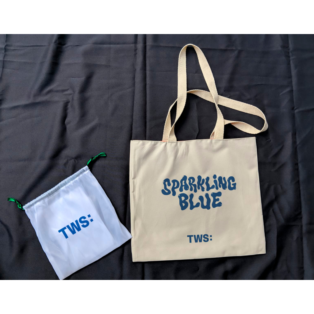 (UMA BOLSA) (Kpop) Bolsa sacola estilo ecobag sparkling blue TWS.