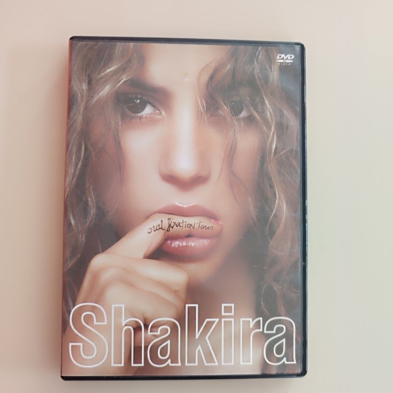 Shakira - Oral Fixation Tour DVD + CD