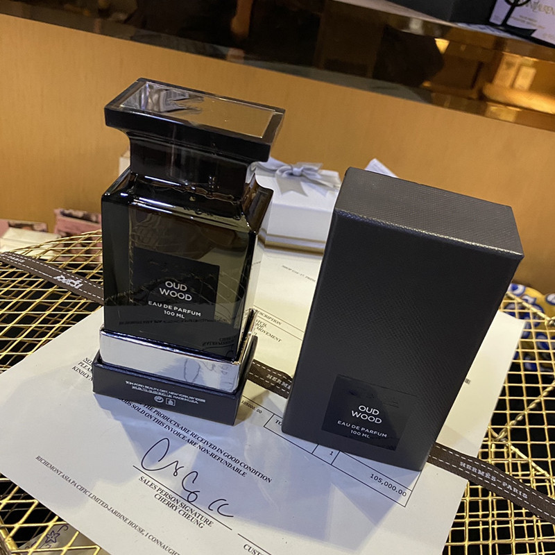 China Desconto Compra Atacado Masculino E Feminino universal Série OUD wood Ébano agarwood perfume De Madeira Perfumada