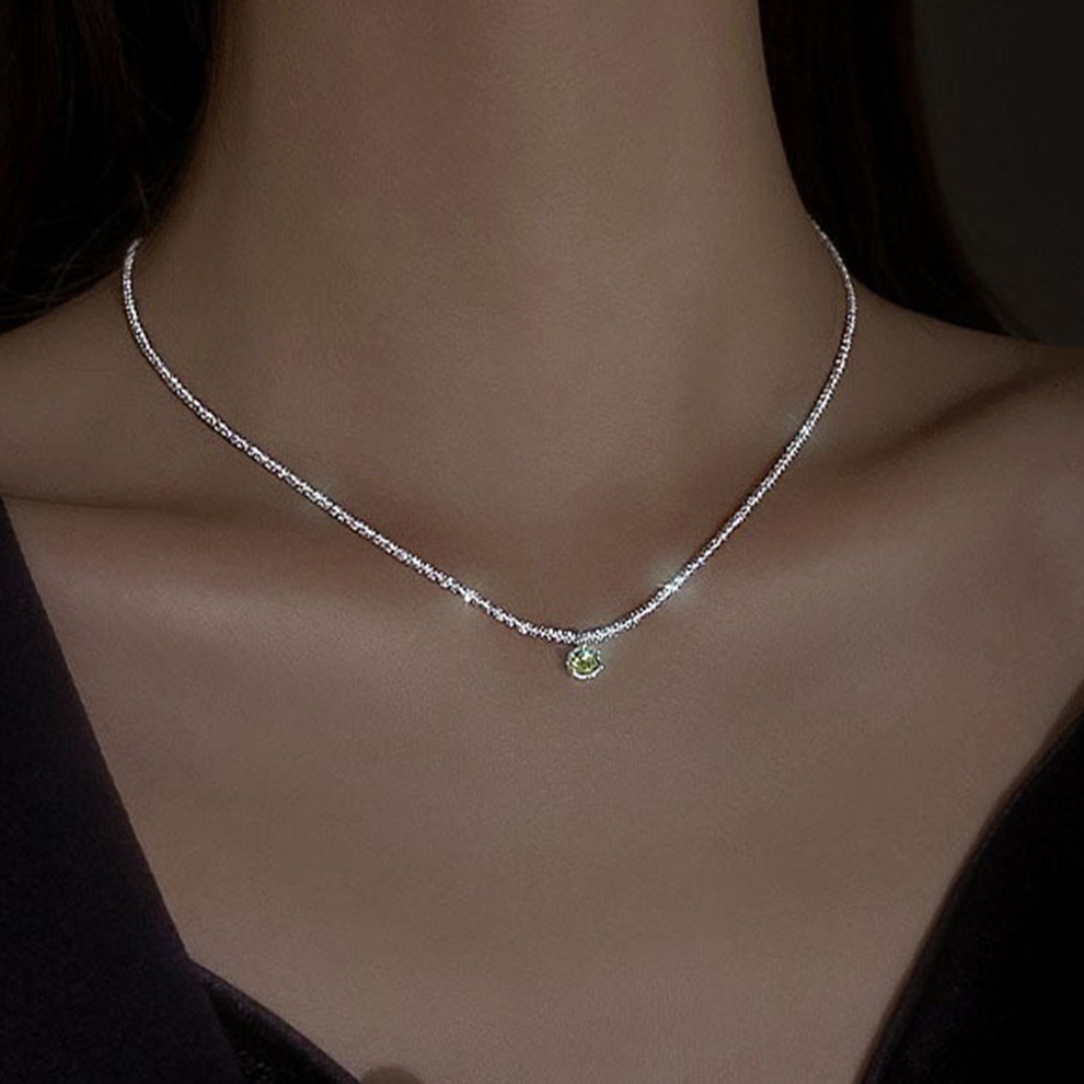 Colar Feminino Cobra Corrente Moda Luxo e Brilhante Estilo Minimalista 45cm e Pingente Zircão