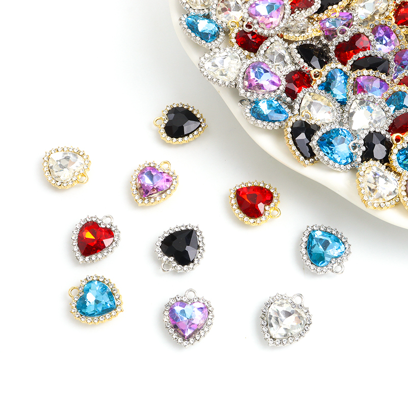 10pcs Vintage Europeu Pêssego Coração Rhinestones Encanta Jóias Estilo Princesa Acessórios De