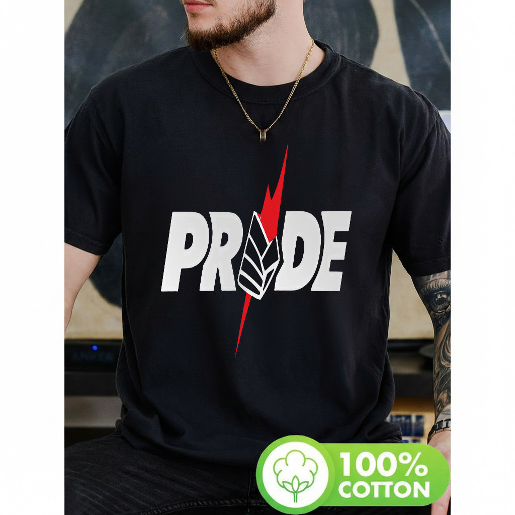 Camiseta Masculina Estampa Pride Mão com Raio Vermelho Moderna Atemporal Estilosa Academia