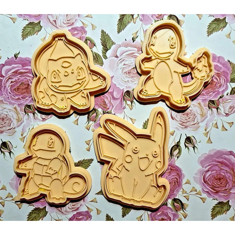 Kit Cortador e Marcador de Biscoitos Cookie e Massa Pokemon Pikachu Squirtle Charizard Bulbasaur