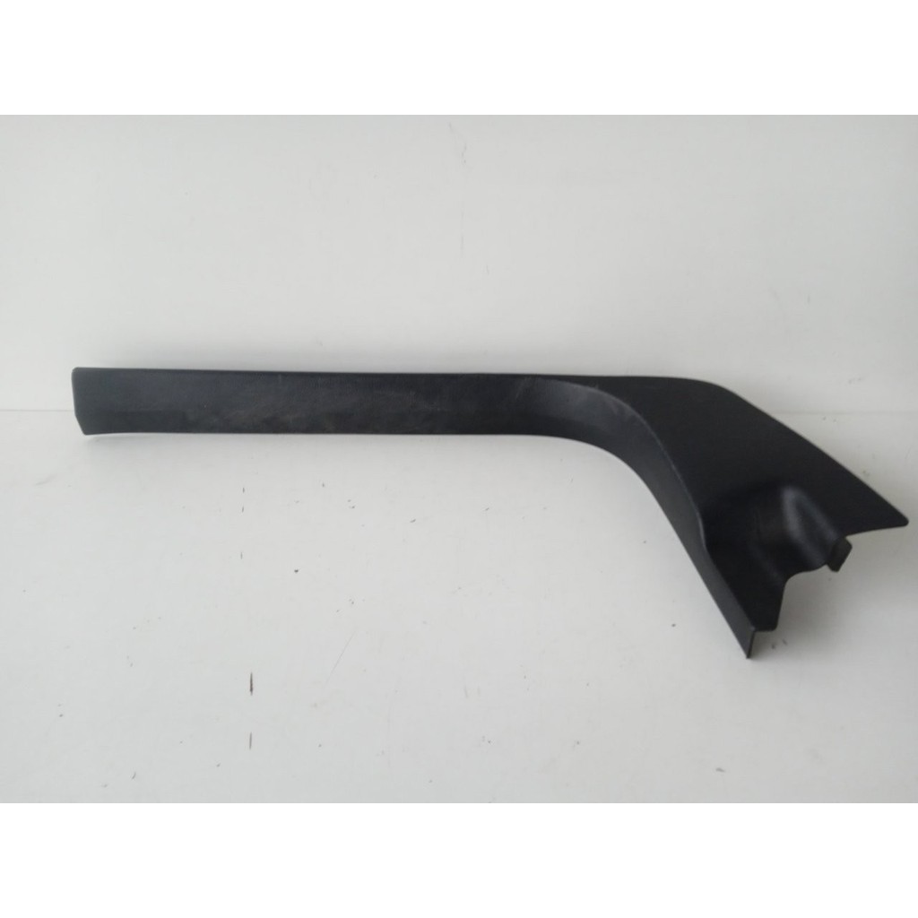 Soleira Pé Coluna Porta diant. Direita Peugeot 408 2012 a 20