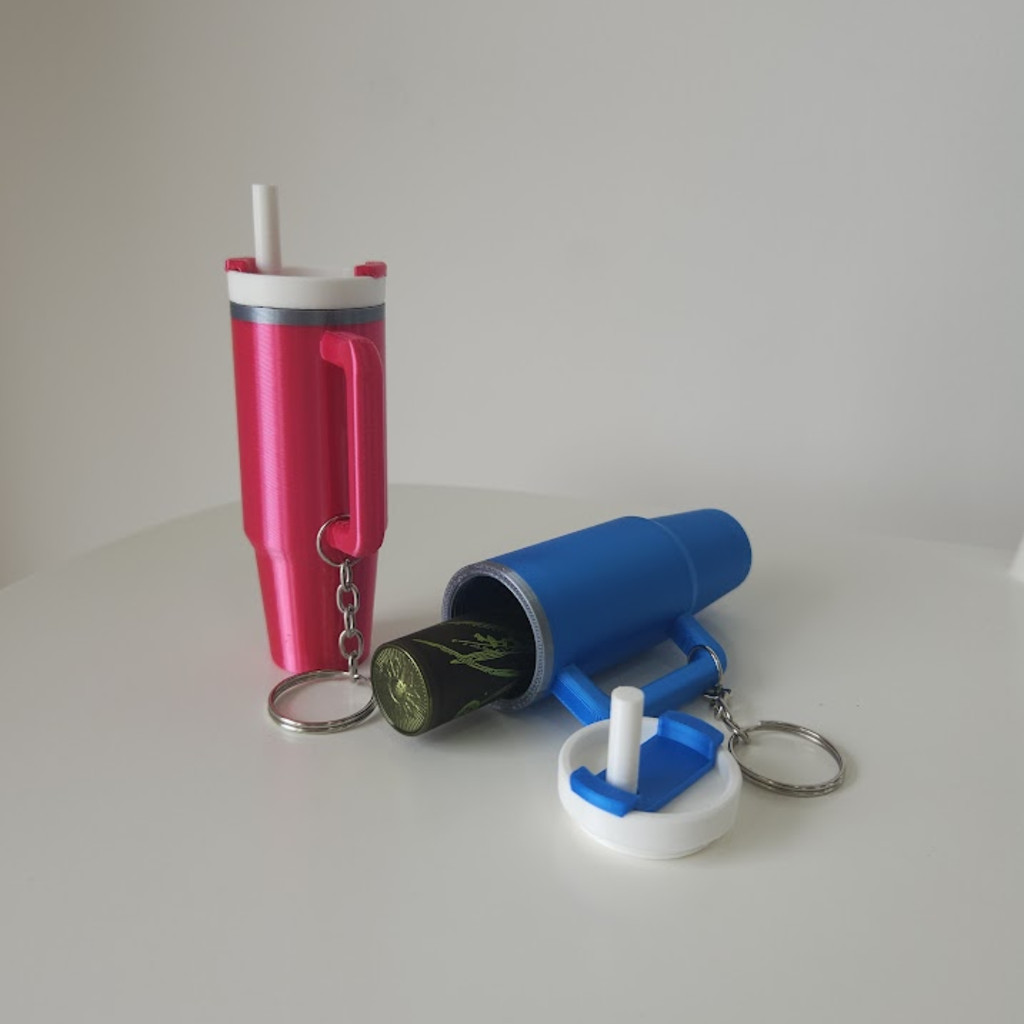 Chaveiro Porta Batom Mini Copo Térmico Tumbler: Praticidade e Estilo no Seu Dia a Dia!