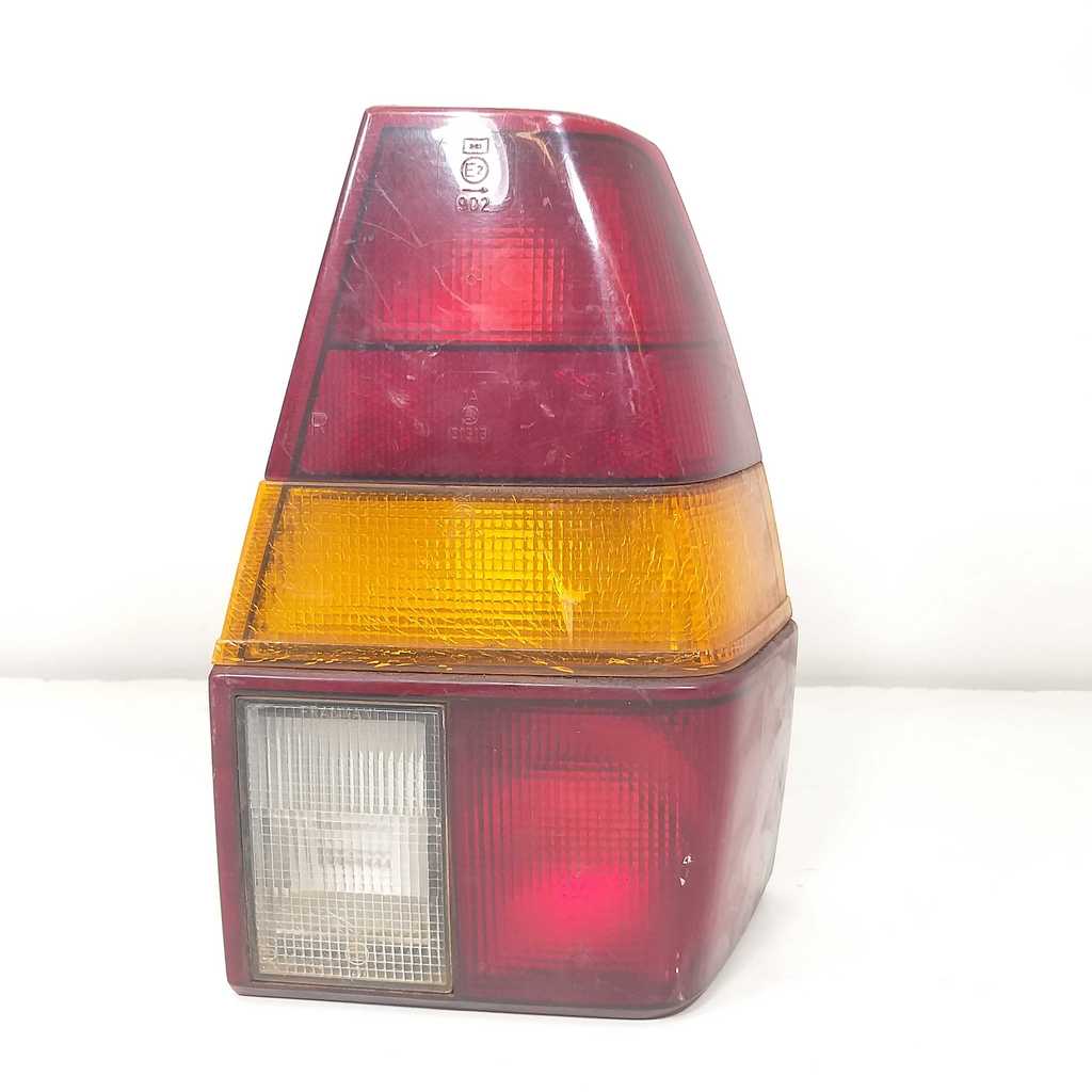Lanterna Traseira Direita Vw Passat 1997/2000 Original Direito Vermelha não Inclui Circuito