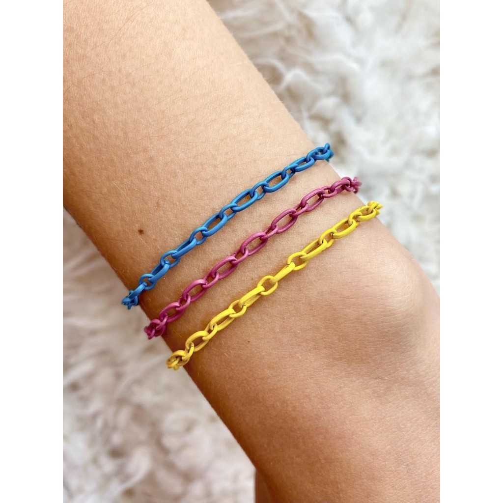 Pulseiras Coloridas deliciadas pintadas nas cores Azul Rosa Amarelo