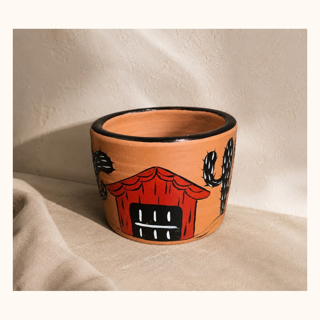 VASO DE BARRO ARTESANAL 12 X 14 X 14 CM – DECORAÇÃO COM CASINHA PINTADA À MÃO  CHARME, COR E AUTENTICIDADE