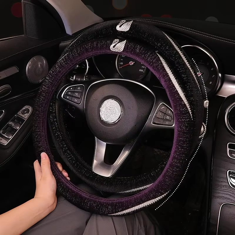 Elegant ‐ Swan Velvet Car Direção Cover Bling Strass-Antiderrapante Fit 14.5 15 Polegadas Volantes & Covers Garnish