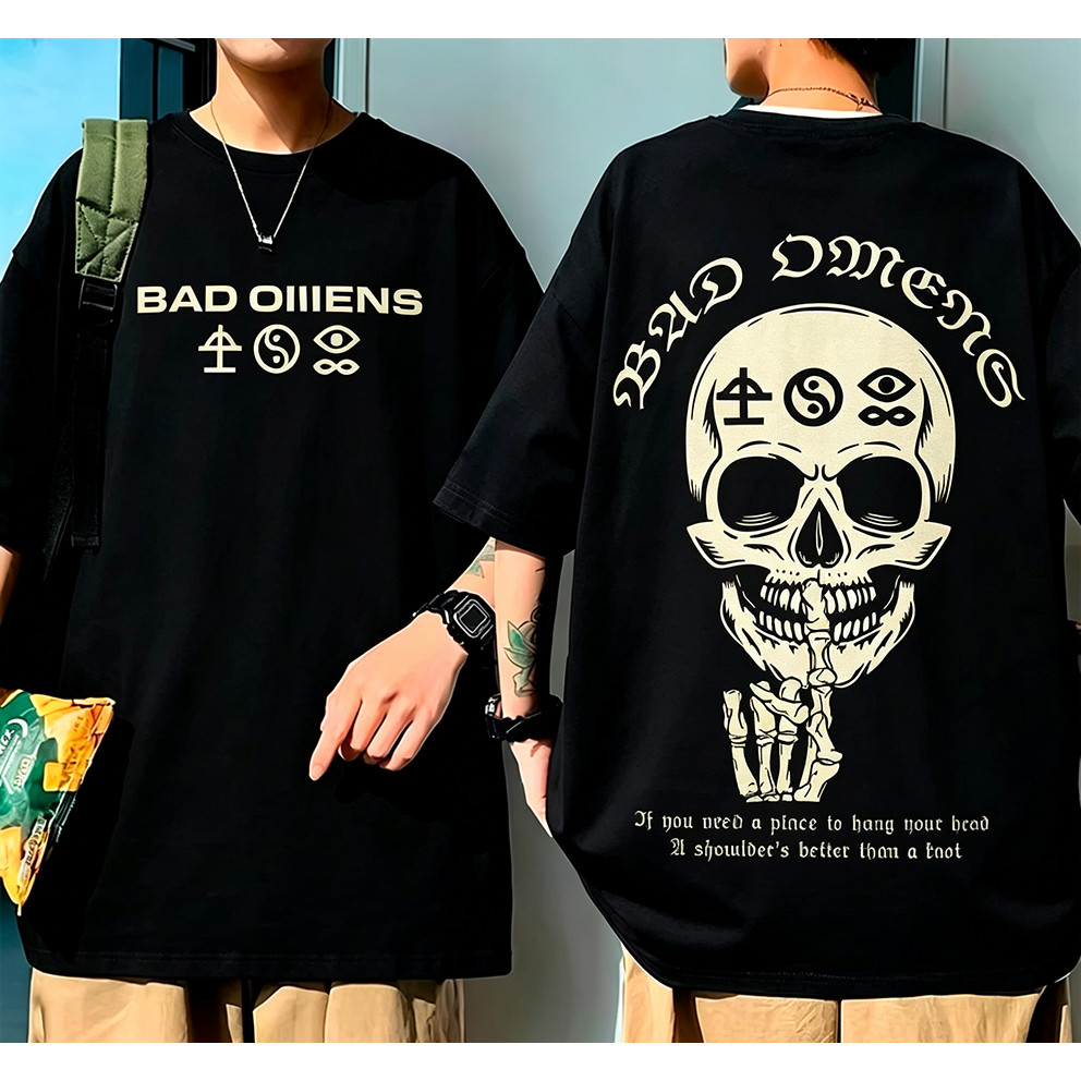 Camiseta Preta Unisex, Alta Qualidade, Design com Cabeça de Esqueleto Estilizada, Textos "BAD OBJCTS", Estilo Punk - Urb