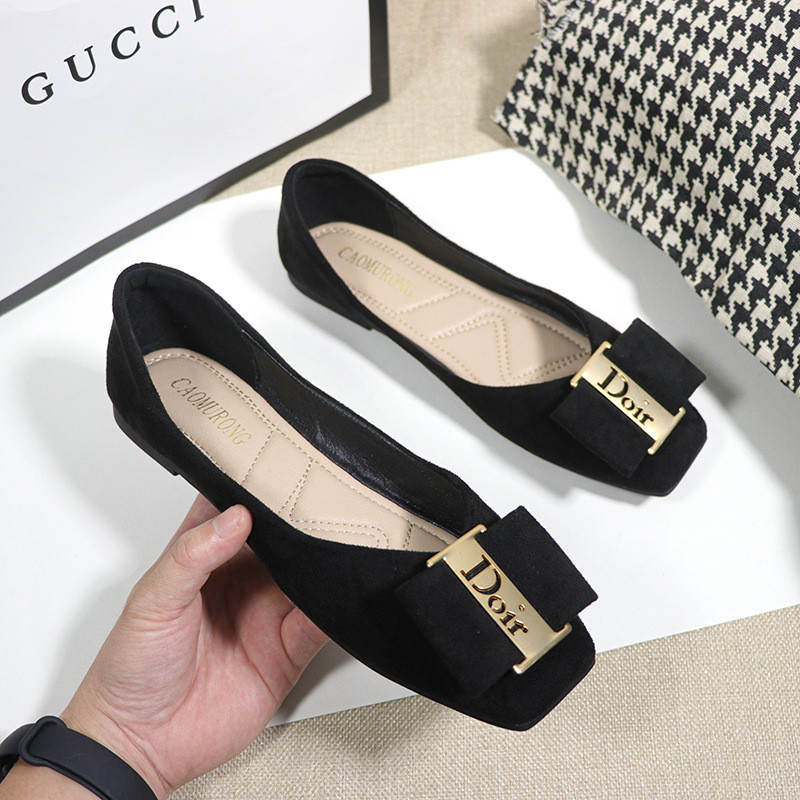 2025 Outono Novo Estilo Preto Flat Square Toe Versão Coreana Elegante Boca Rasa Confortável Sola Macia Fivela de Metal S