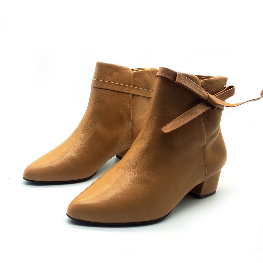 BOTA NUDE DUMOND (  PRODUTO DEVOLVIDO DE LOGISTICA REVERSA)