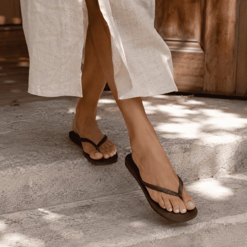 Chinelo Havaianas Feminino Slim Square Bico Quadrado Tira Fina Sandália Antiderrapante Confortável