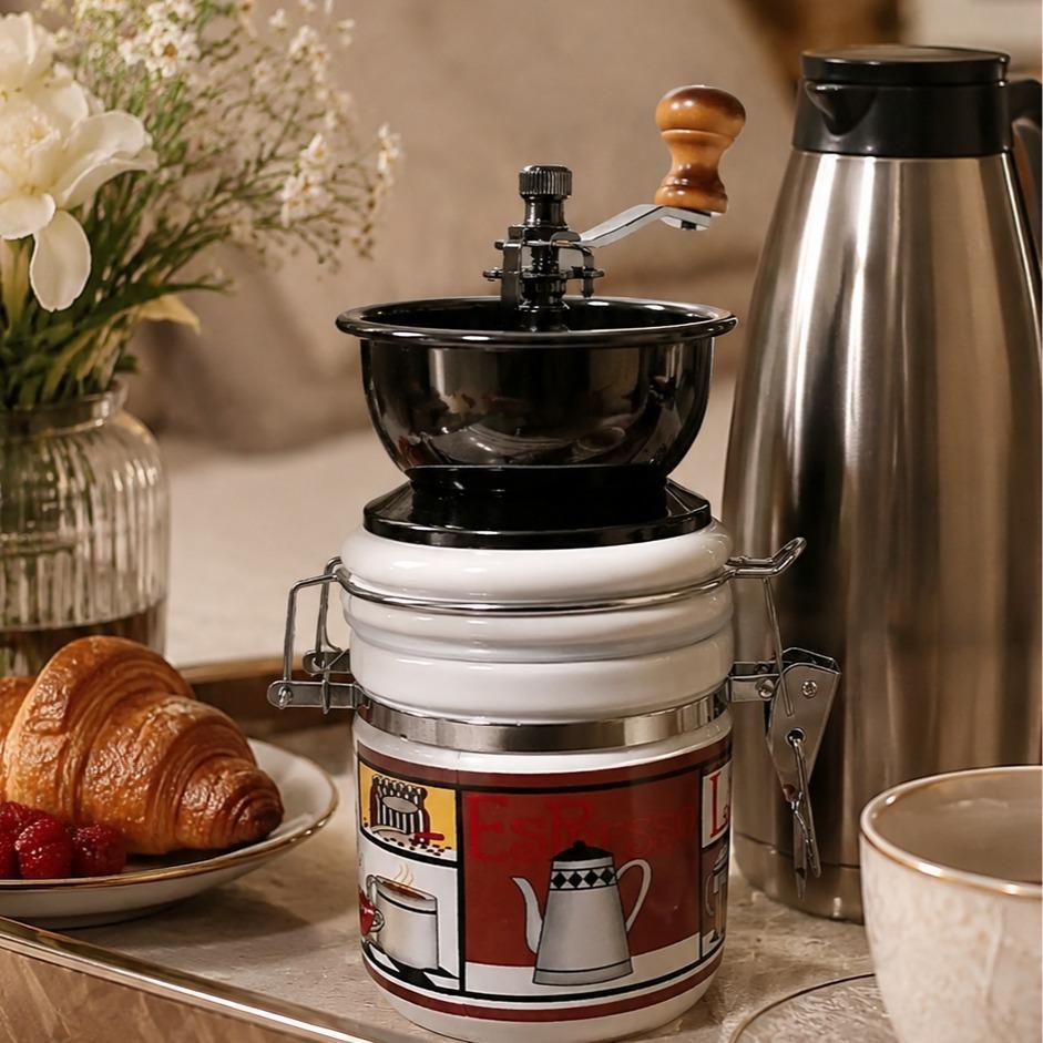 Moedor Manual de Café Vintage em Cerâmica Decorada Italian Espresso com Manivela de Madeira -Altura 17 Diâmetro 8 cm