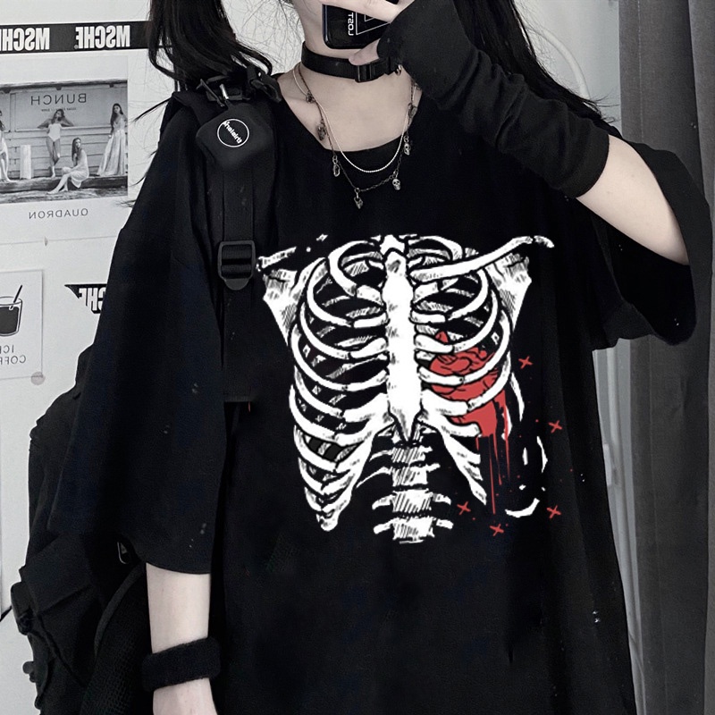 Art Sternum Heart Picture Vintage Female T-Shirt Punk Hip Hop Streetwear Gothic Harajuku Chic Fun Casual Loose Summer Women Tops