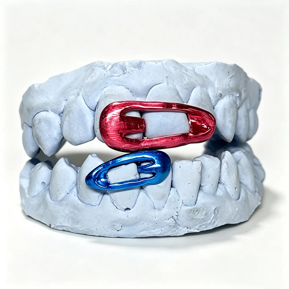 Trendy Safety Pin Teeth Grillz Ins Hip Hop Tooth Caps Unique Color Contrast Hair Clip Grillz Rapper Party Fashion Teeth Jewelry