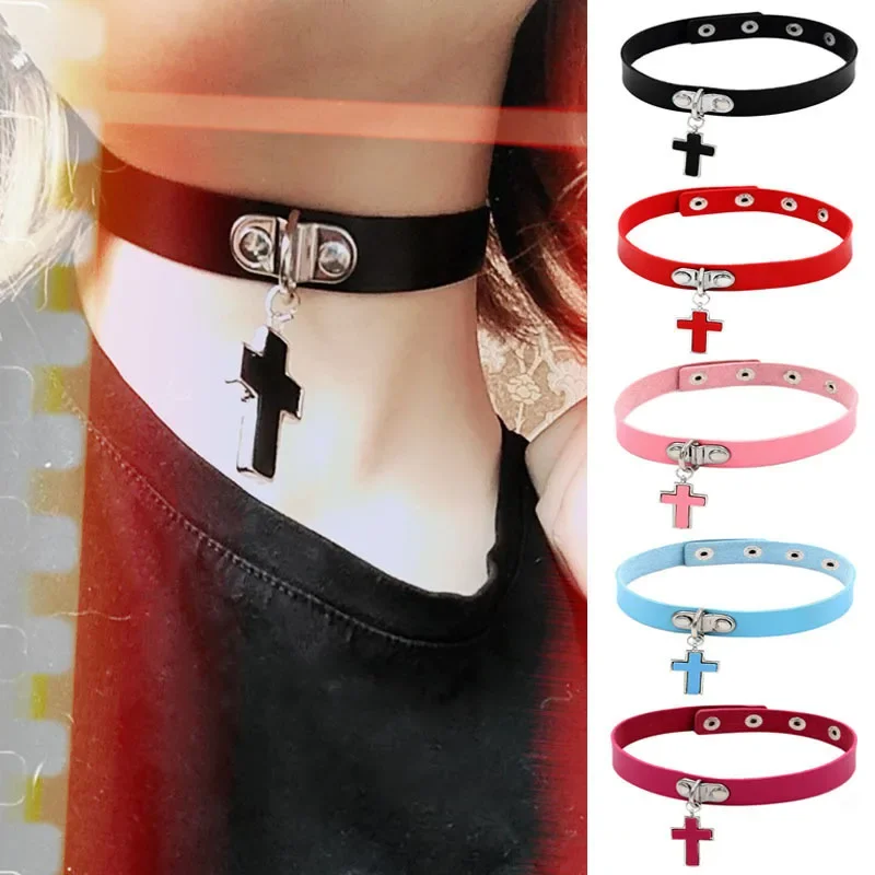 Sexy Trendy Punk Choker Collar Necklace Jewelry for Women Gothic Pu Leather Heart Harajuku Hip Hop Chokers Necklace Accessories