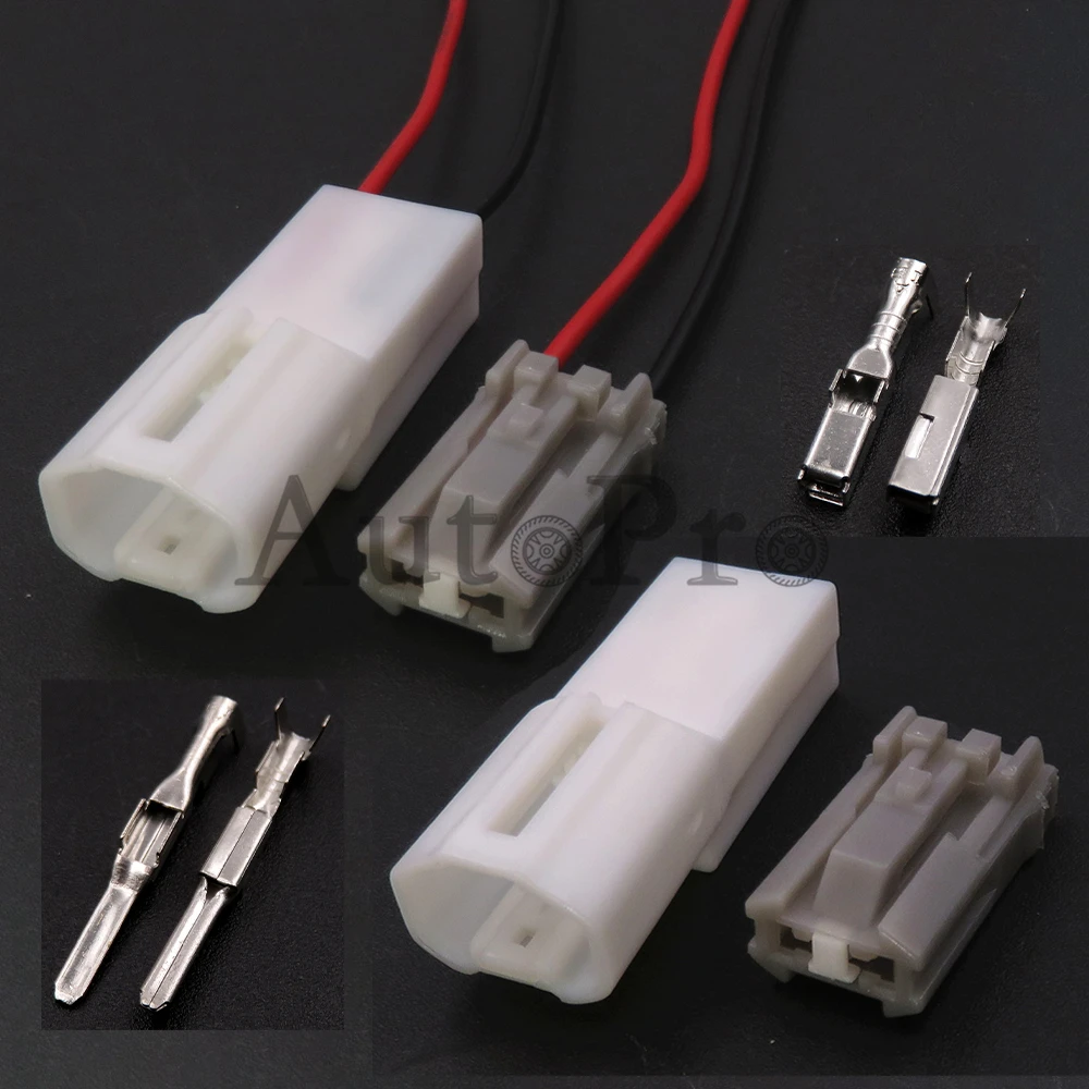 1 Set 2 Hole 7283-8123-40 AC Assembly Car High Brake Light Unsealed Socket Auto Male Female Docking Plug For Toyota MG610850-4