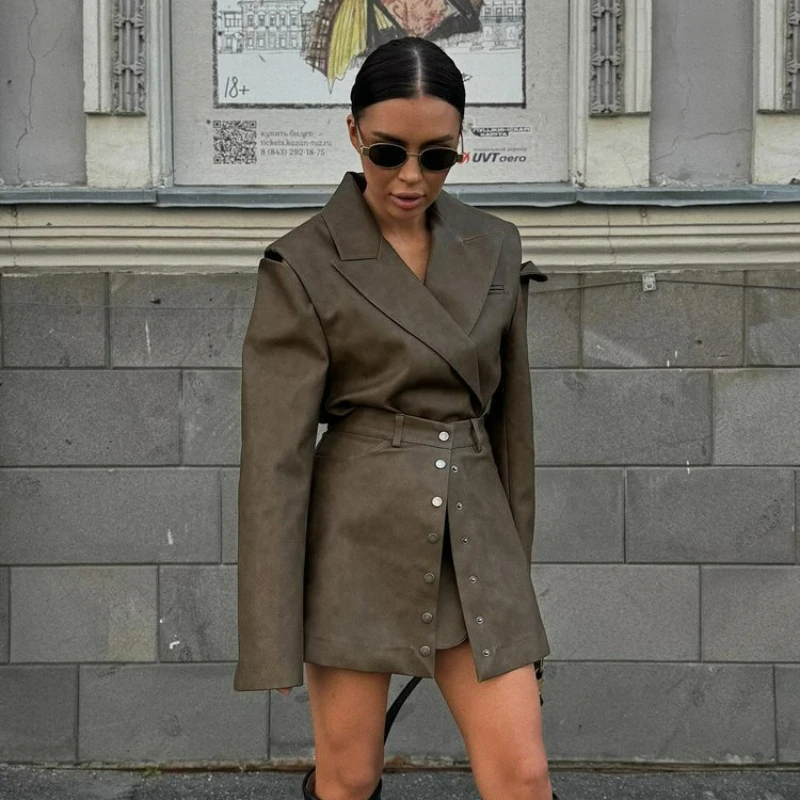2026 Autumn New Design Sense Hollowed-out Long-sleeved Top Two-piece Set American Retro Fashion PU Leather Skirt Set for Women