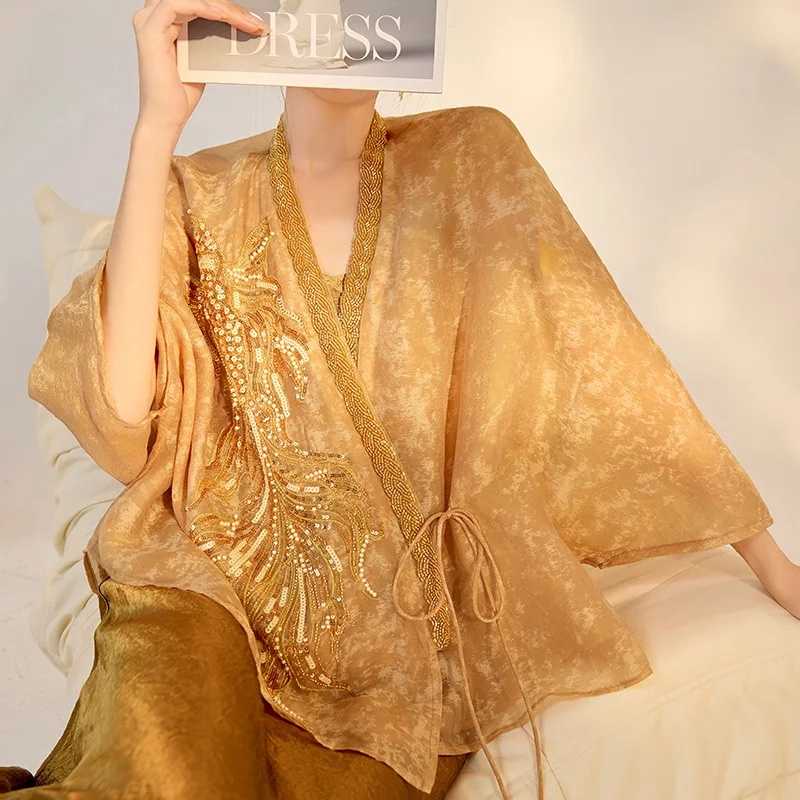 Women's Top with A Traditional Chinese Style, Featuring A High-end Design Sense of Embroidered Beads Light Luxury  Golden Rayon