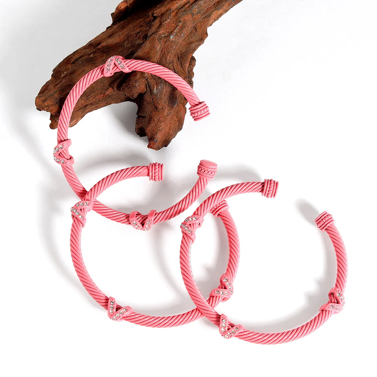 New Green Pink Fashion Women's Bracelet Advanced Sense Stainless Steel Bracelet Simple Design Zircon Bracelet Accessory Gift