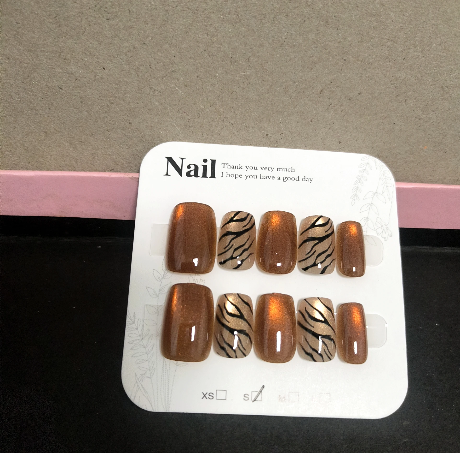10pcs Amber Brown Sexy Zebra Fake Nails Cat Eye Handmade Press On Square Woman Nails Reusable Adhesive Nails With Charms