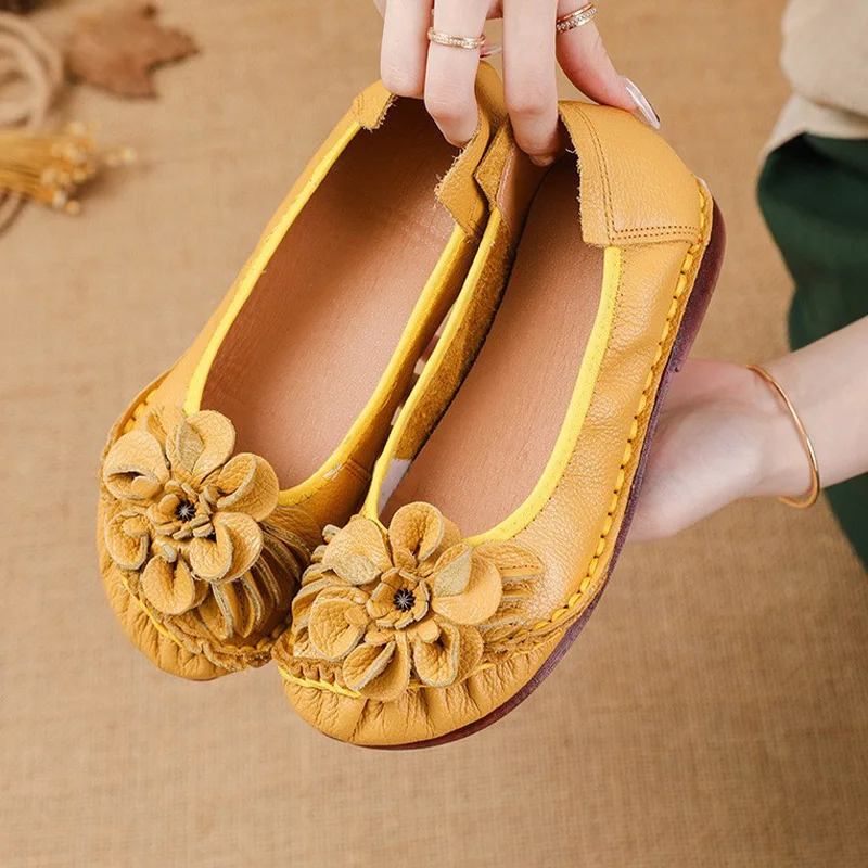 New Spring Genuine Leather Ballet Flats Women Flower Slip On Comfort Light Loafer Shoes Woman Retro Moccasins Mom Driving Shoes