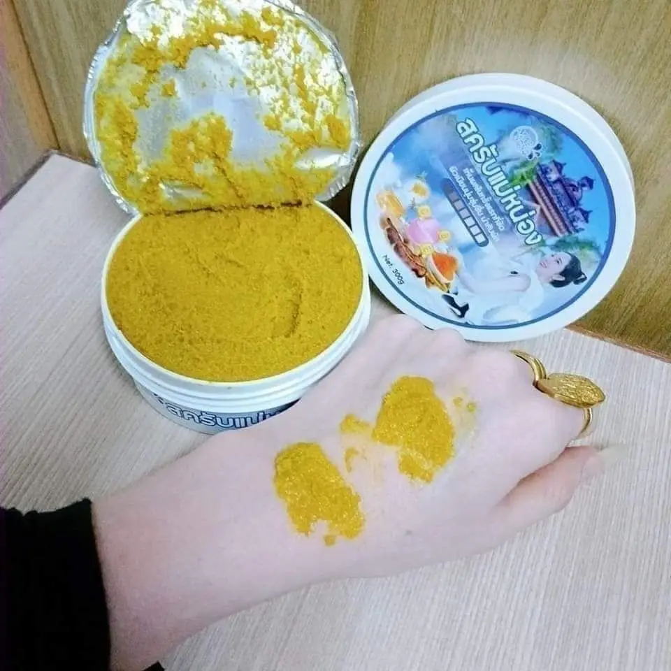 New Thai Whitening Body Scrub, Exfoliates Bumpy Skin & Dead Cells for All-Over Radiance