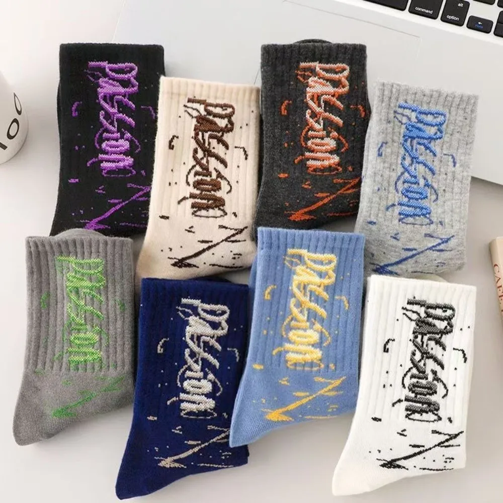 5pair/set Soft Graffiti Printed Socks Breathable Sweat Absorbing Men's Socks Colorful Street Style Socks Sports Wear