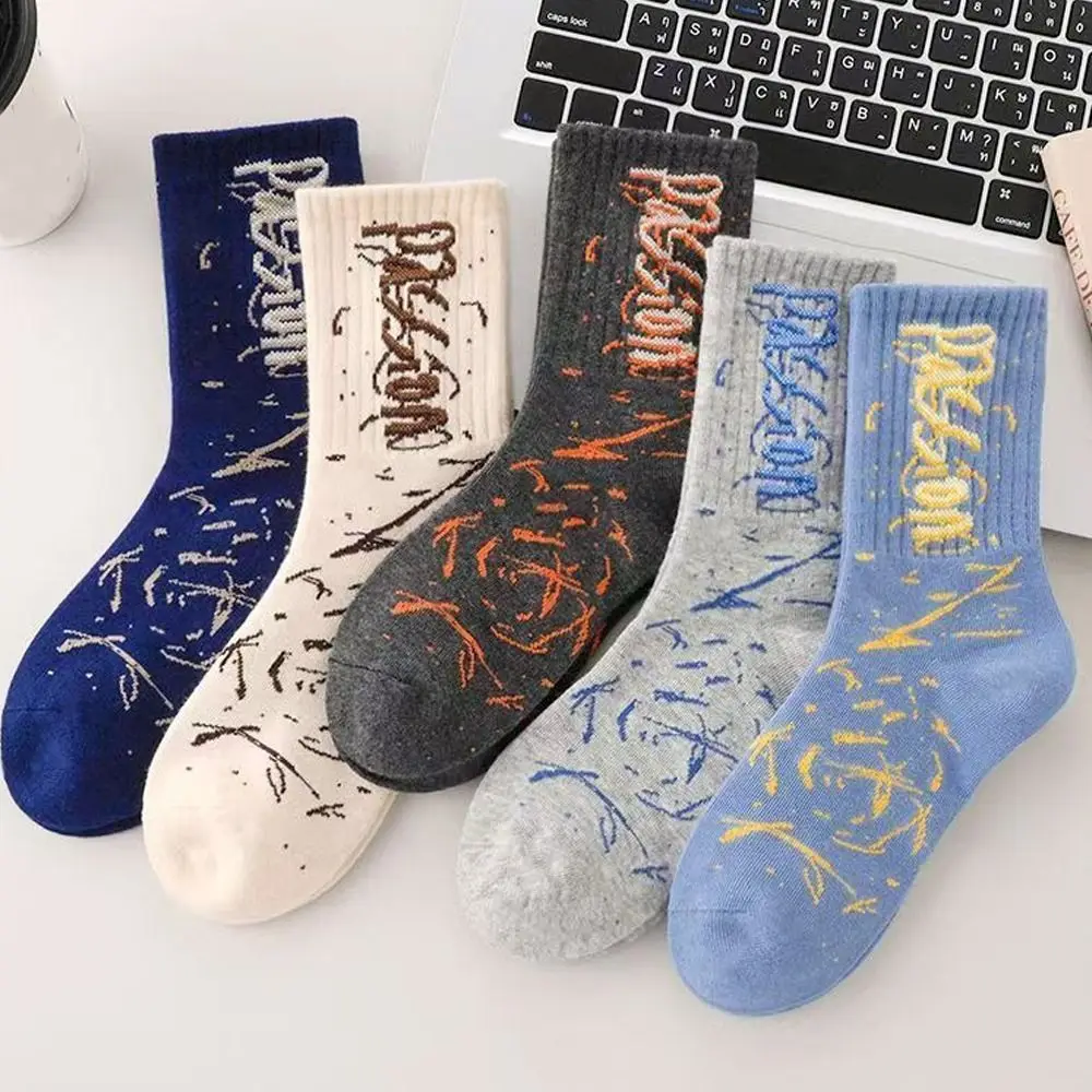 5pair/set Soft Graffiti Printed Socks Breathable Sweat Absorbing Men's Socks Colorful Street Style Socks Sports Wear
