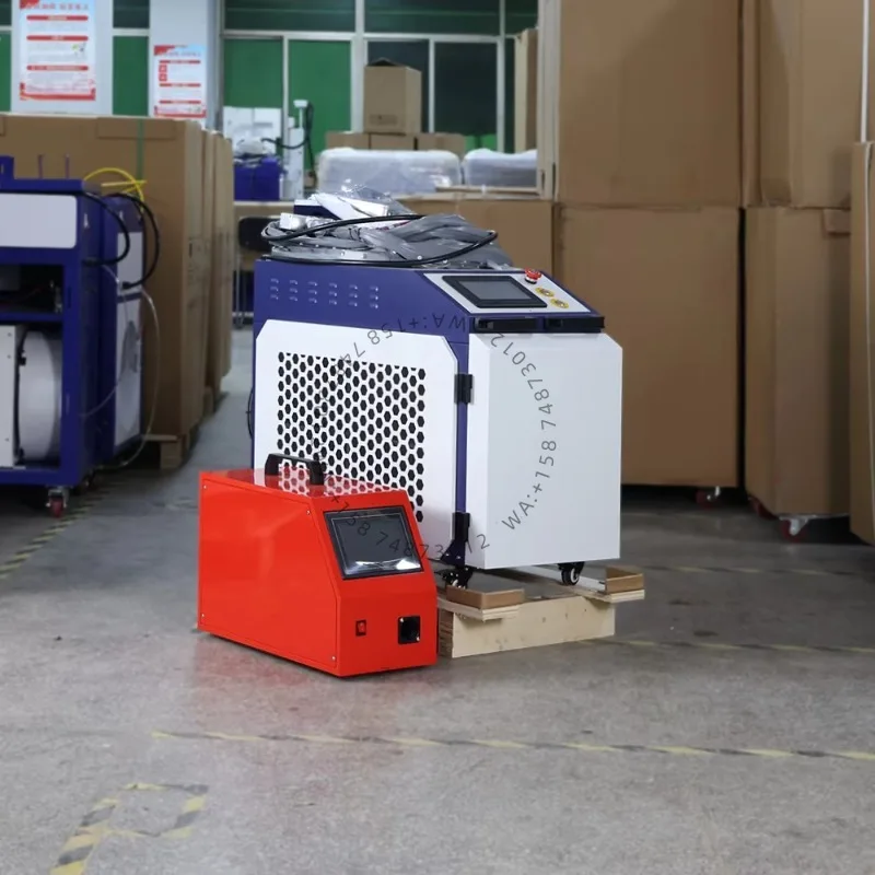 Hot Sale 2000W Fast Speed 5 in 1 Fiber Las er Welding Cleaning Cut ting Machine With Small Machine Body Can Move Easily