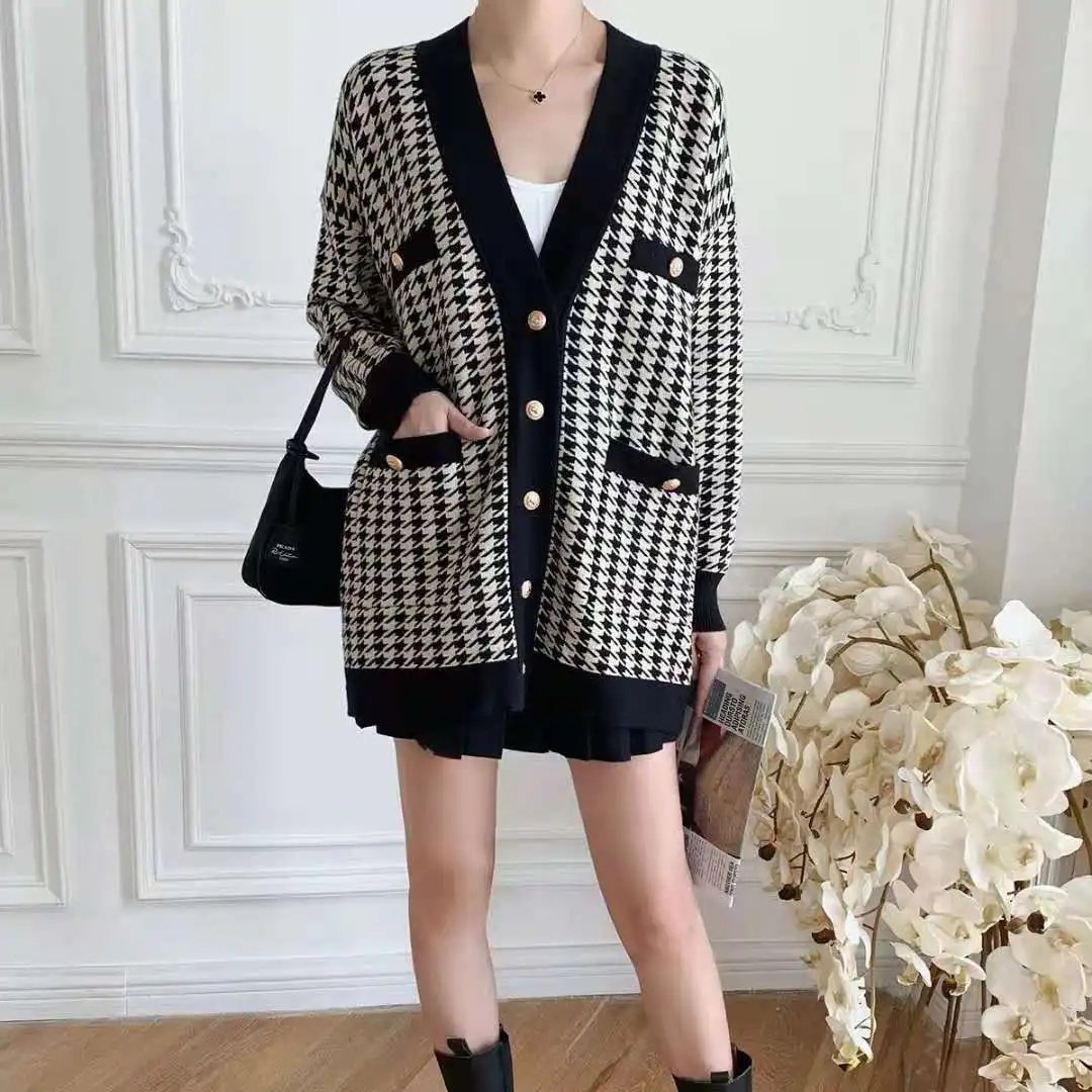 2026 Women's Fashion Neck Buttons Black Oversized Hand Teeth Knitting Open BAN Woollen Fall Winter Knitted Vintage V-Neck Long S