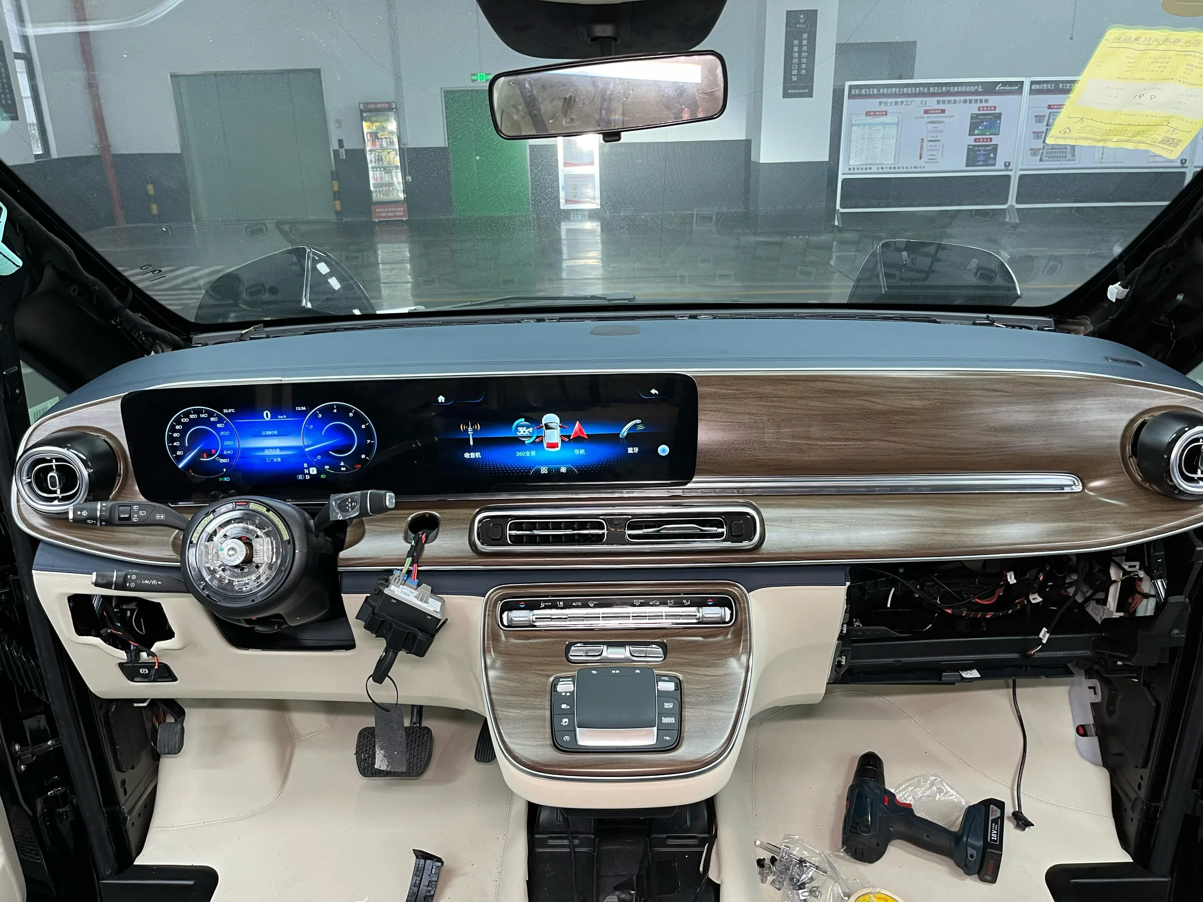 TDCMY Multi-Information Display New Dashboard Low Upgrade High for  W447 METRIS Interior Accessories Automobile
