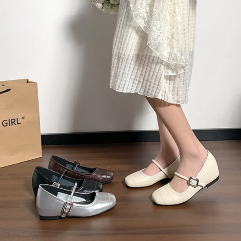 High Quality Square Toe Mary Jane Shoes Leather Inner Height Increase Women's Shoes Buckle Strap Soft Leather Retro Ballet Flats