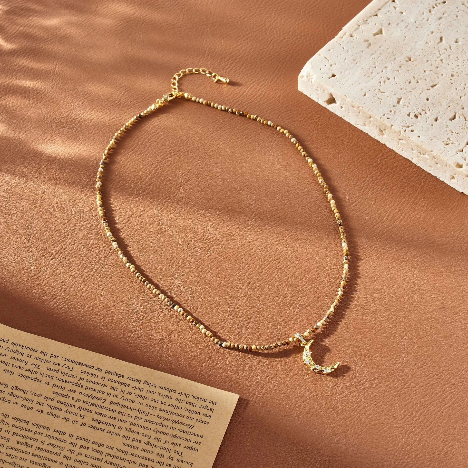 Vintage Dopamine Imitation Natural Stone Moon Pendant Layered Necklace for Women Niche Luxury Beaded Clavicle Chain Neck Jewelr