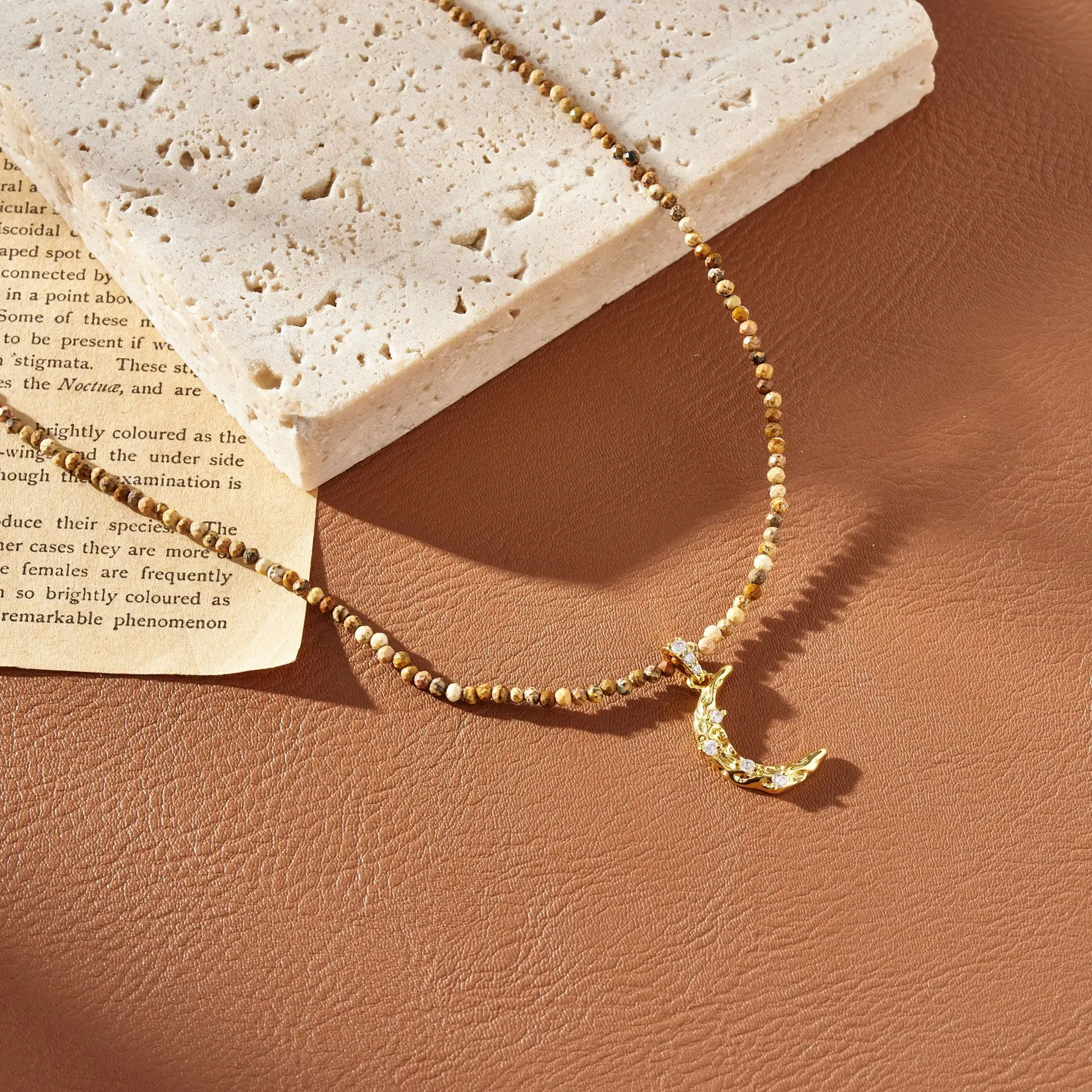 Vintage Dopamine Imitation Natural Stone Moon Pendant Layered Necklace for Women Niche Luxury Beaded Clavicle Chain Neck Jewelr