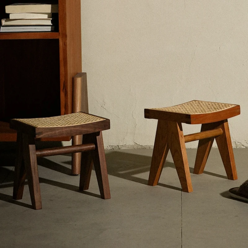 Wooden Bedroom Low Stool Pumpkin-Shaped Footstool Shoe Changing Bench Small Wooden Living Room Furniture Chair