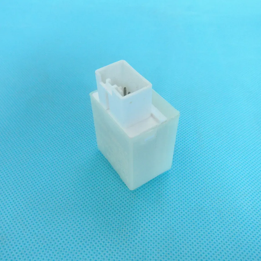 Car accessories electric turn signal flasher relay GJ6A-66-830 for Mazda 6 2002-2005 Mazda Tuibute 2.3 2000-2004