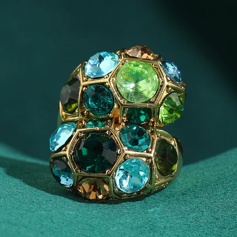 Vintage Gradient Green Crystal Rings For Woman Luxury Jewelry Girls Fashion Party Brand High Quality Gift Trending 2026 Wedding