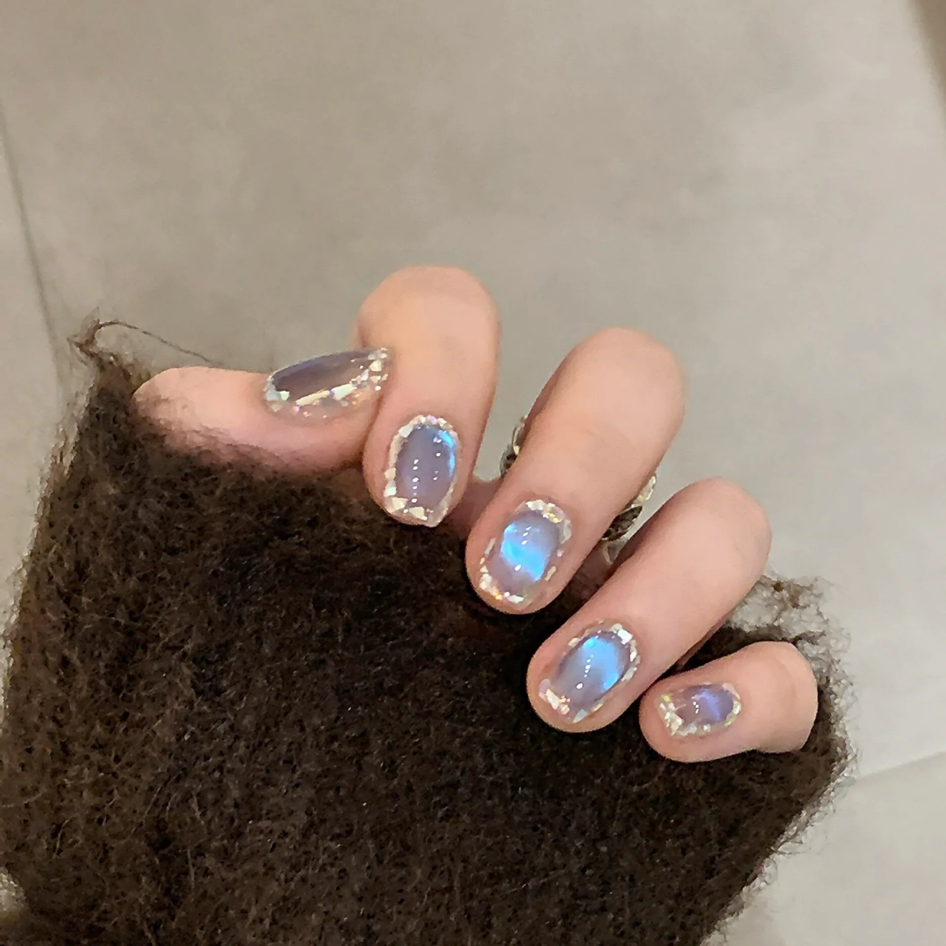 10pcs/Set Blue Moonlight Cat's Eye Press on Nails Cute Style Wearable Handmade Fake Nails Tips False Nail Art Simple Design