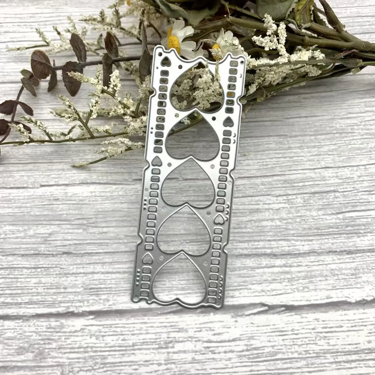 Double Row Hollow Heart Long Lace Border Metal Cutting Dies DIY Romantic Lover Scrapbooking Card Embossing Craft Dies