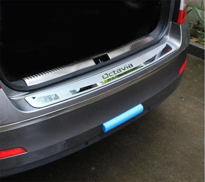 For Skoda Octavia A7 2015-2018 Sedan Car-Stying After guard Rear Bumper Trunk Guard Door Sill Plate Car Accessories