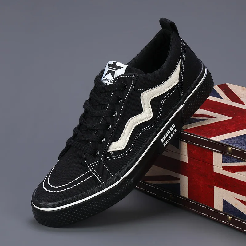 2026 New Men All Black Gray Green Vulcanized Flats Canvas Shoes Fashion New Mens Designer Sneakers Low Canvas Solid Colors Shoes