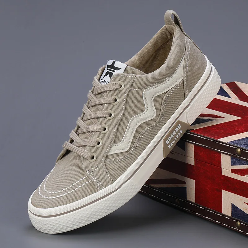 2026 New Men All Black Gray Green Vulcanized Flats Canvas Shoes Fashion New Mens Designer Sneakers Low Canvas Solid Colors Shoes