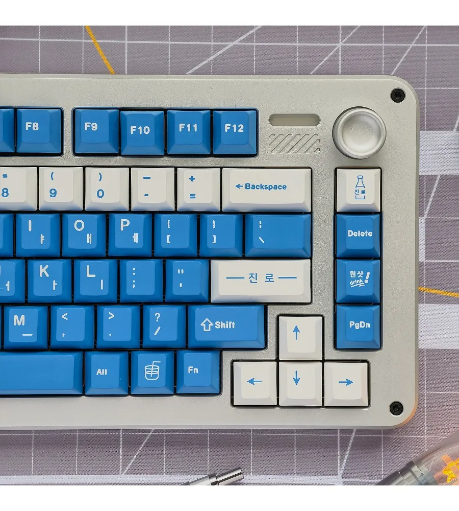Blue soju Korean keycap PBT five-sided sublimation customized magnetic axis Original wooting mechanical keyboard