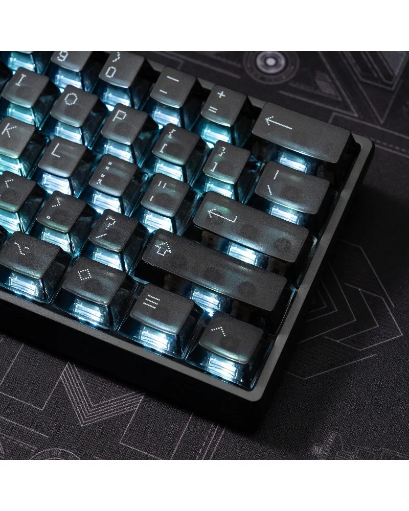 Pixel wind fog transparent keycap transparent engraved light transparent magnetic axis game mechanical keyboard