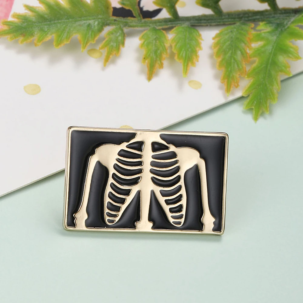 Hanreshe Skeleton Enamel Pin Medical Orthopedic Jewelry Lapel Backpack Bone Brooch Badge for Orthopedist Doctor Nurse Gifts