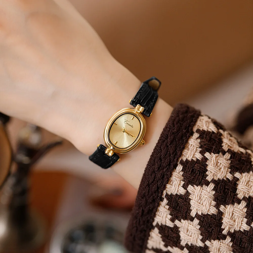 Retro small round watch fashion literary ladies watch simple temperament small dial light luxury leather belt women's watch